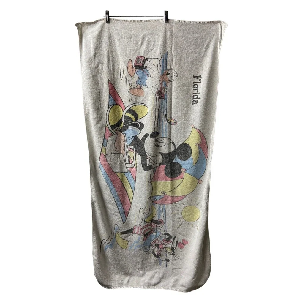 VTG Florida Disney Mickey Donald and Goofy Day at the Beach Towel  50